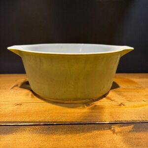 Vintage PYREX 475 2.5 QT Avocado Green Casserole Dish Made In USA